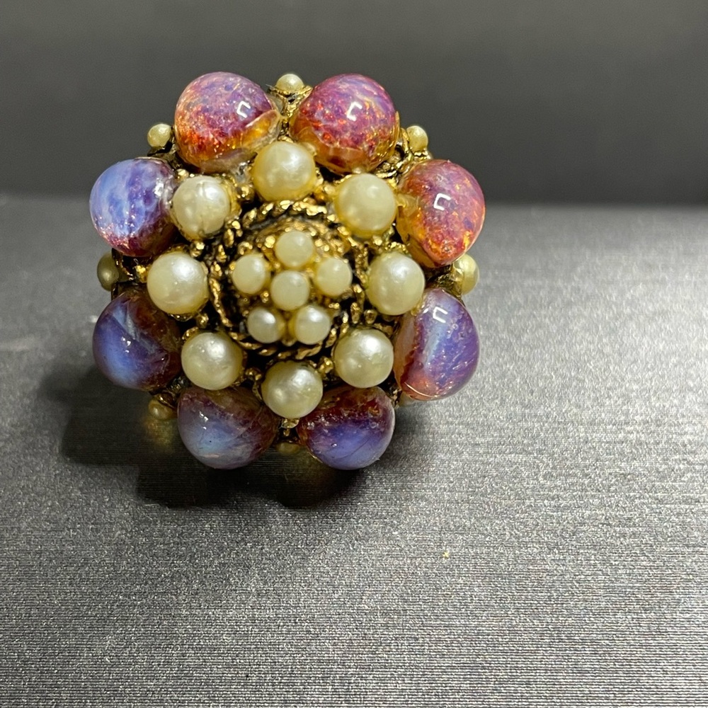 Vintage Opal Glass High Dome Adjustable Ring Size 7 Imitation Pearl Like A Cake - Picture 2 of 12